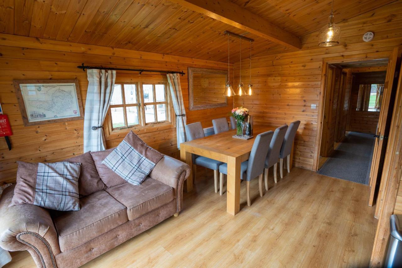 Wall Eden Farm - Luxury Log Cabins And Glamping Highbridge Exterior foto