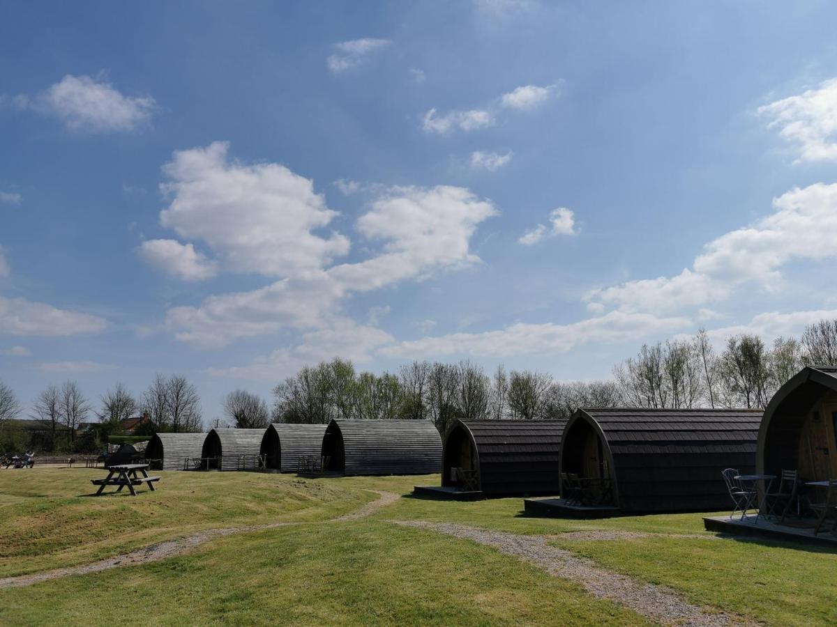 Wall Eden Farm - Luxury Log Cabins And Glamping Highbridge Exterior foto